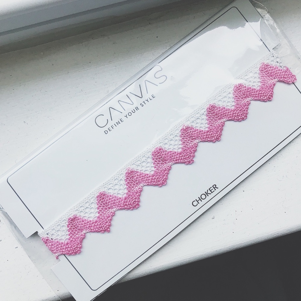 Pink & White Crochet Scalloped Choker